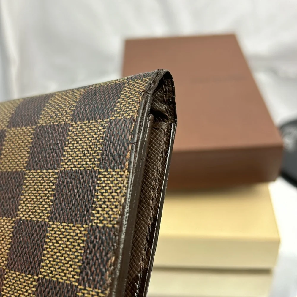 Louis Vuitton LOUIS VUITTON Wallet